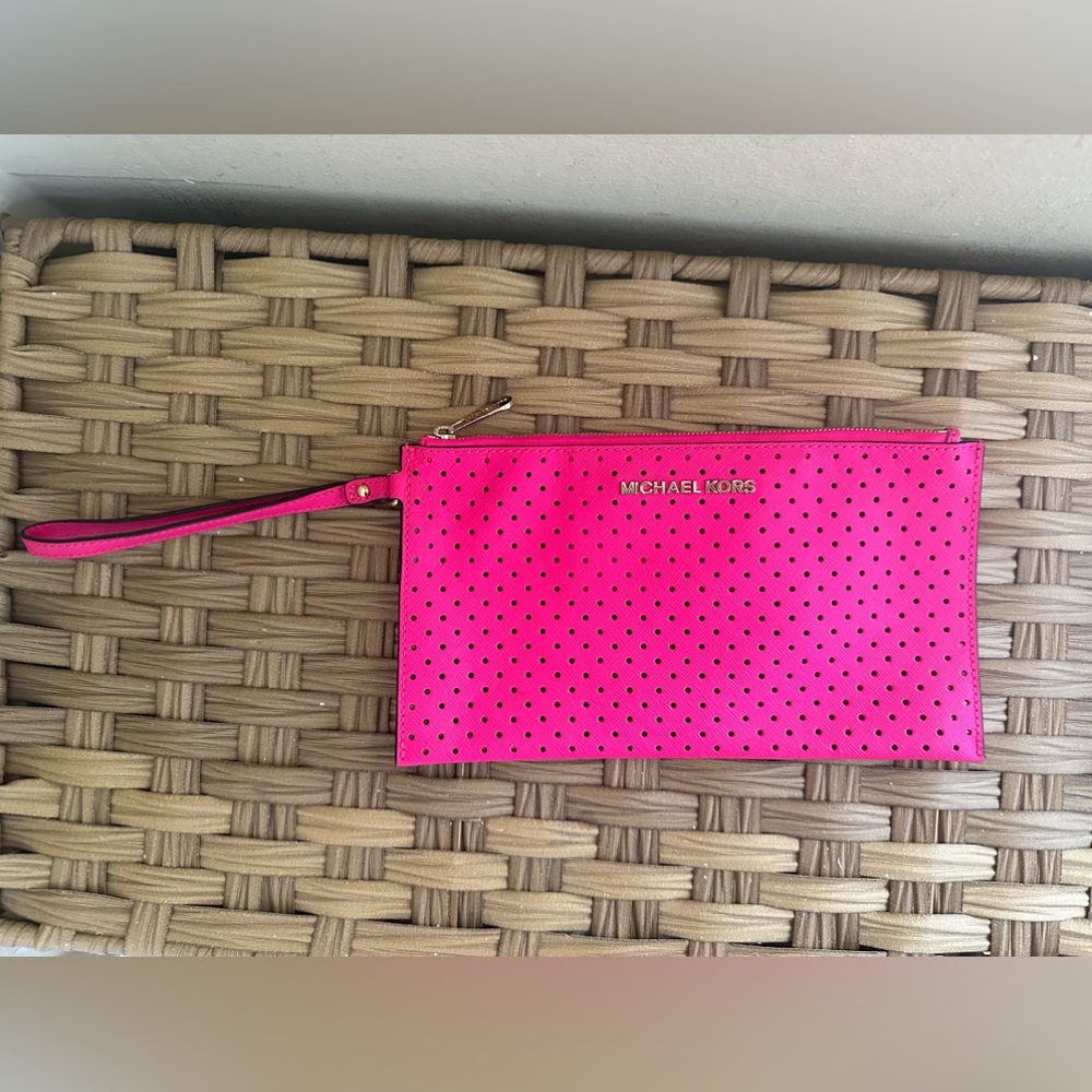 Michael Kors Wristlet